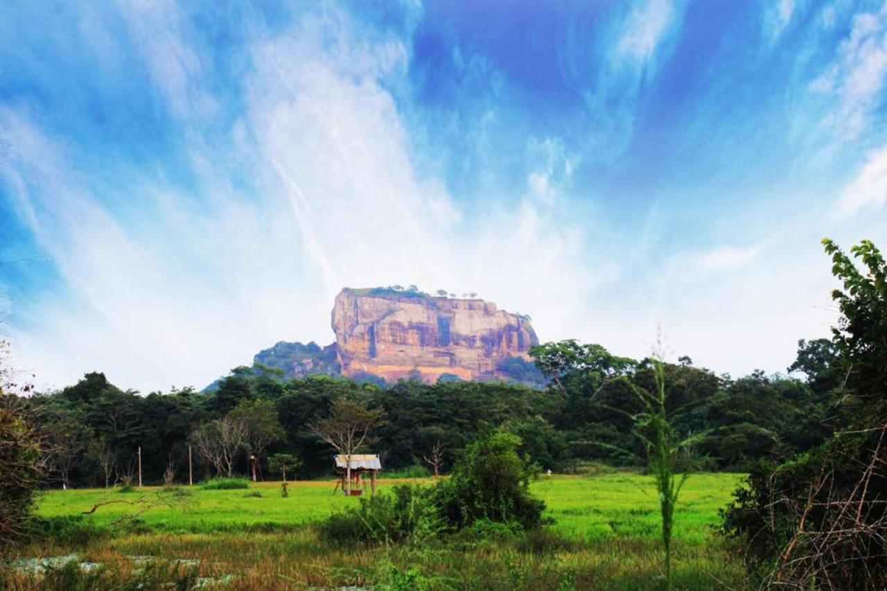 Keerthi Homestay Sigiriya Exterior photo